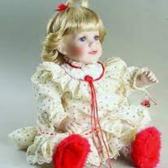 Vintage Baby's First Christmas Collector Doll by Gorham - Picture 1 of 3